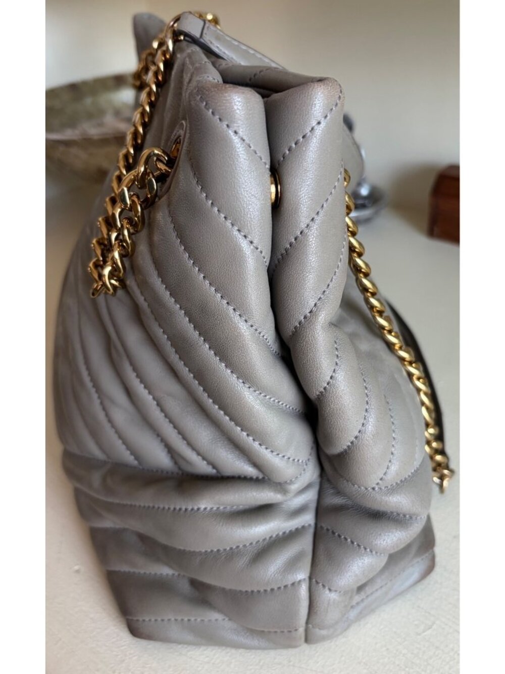 Tory Burch Kira Chevron Tote Shoulder Bag Classic Gray - Picture 5 of 16